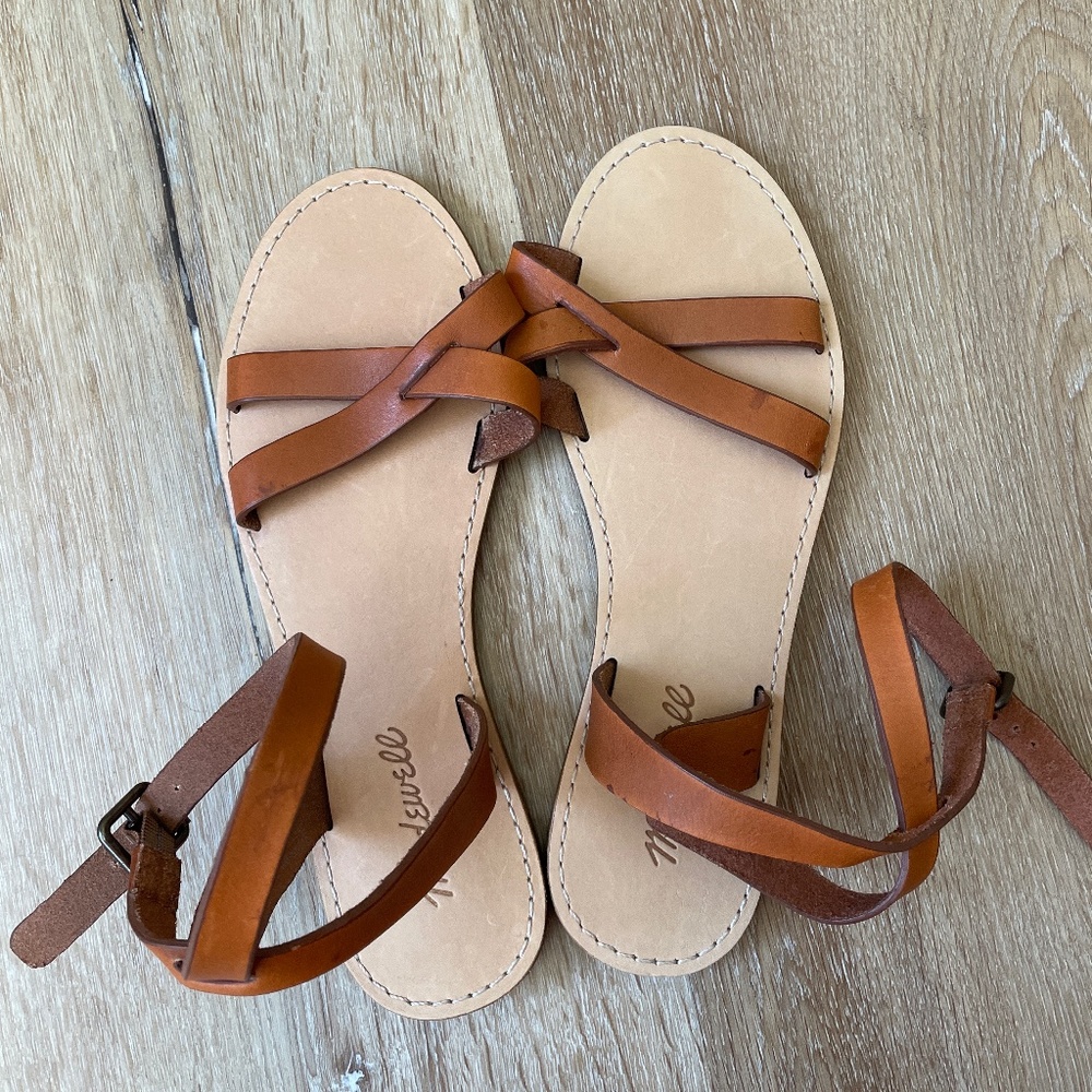 Leather Strappy Sandals; Size women’s 7; Brown